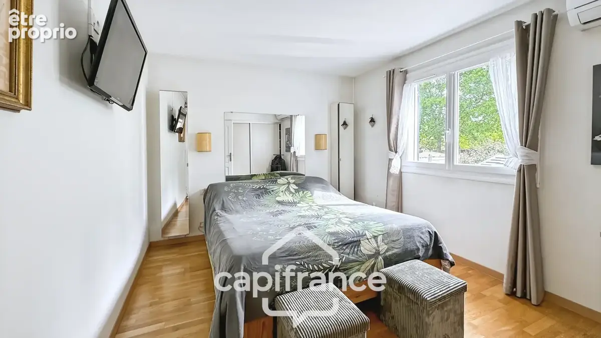 CASTETS 40  – Maison rénovée de 123 m² avec T1 indépendant, sous-sol aménageable de 100 m² et jardin paysagé - photo 9