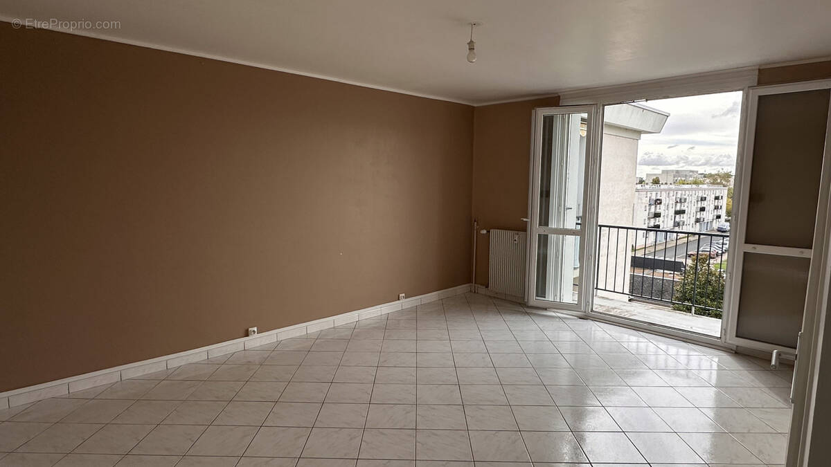 Appartement à JOUE-LES-TOURS