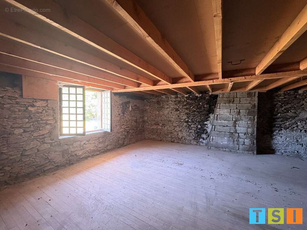 Maison de campagne a renover - photo 5