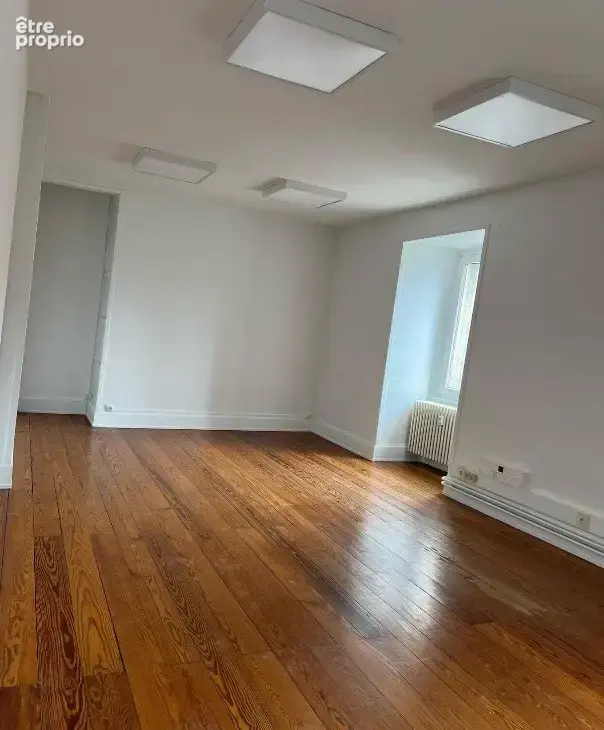 Opportunité d'investissement - Haguenau centre - Bureaux 130m2 loués - photo 2
