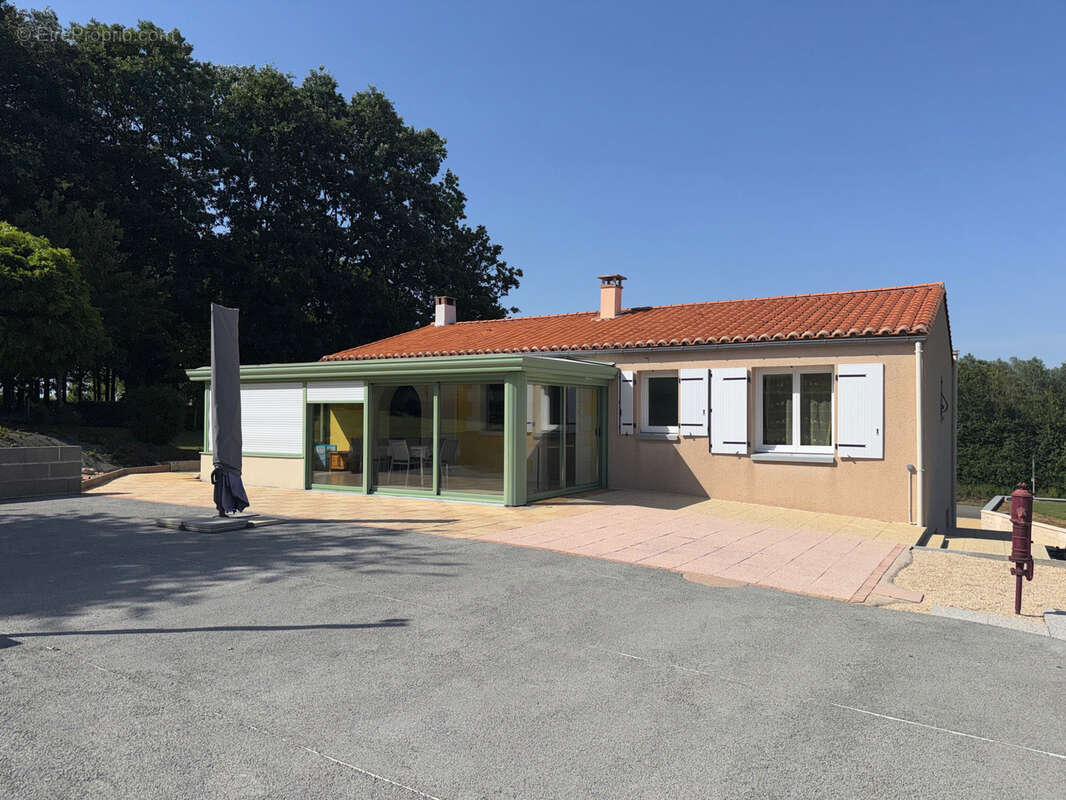 Maison à SAINTE-HERMINE