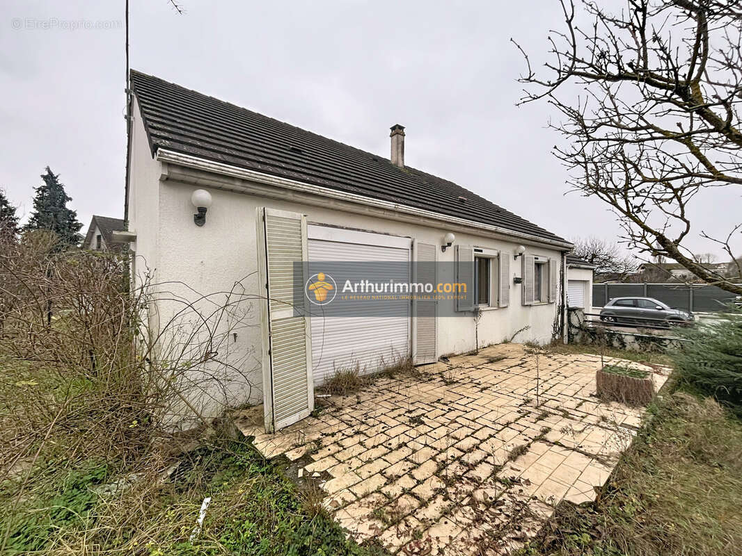 Maison à COULOMMIERS