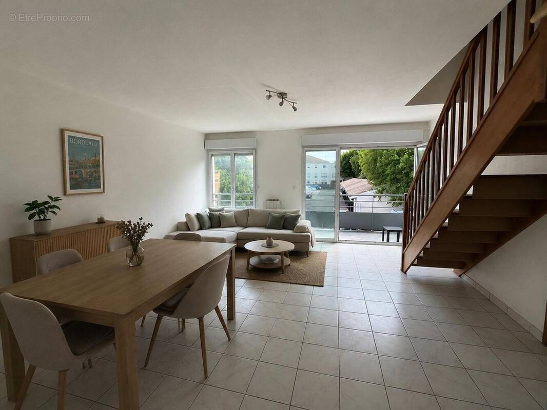 Photo 1 - Appartement à BEGLES