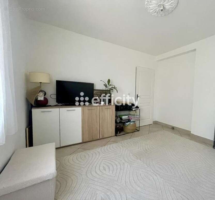 Maison 167 m² à Saint-Maurice-L'exil  - photo 10