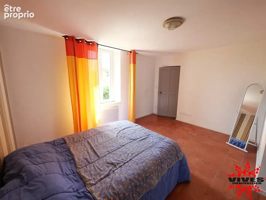 Maison T5 au calme, avec garages - photo 9