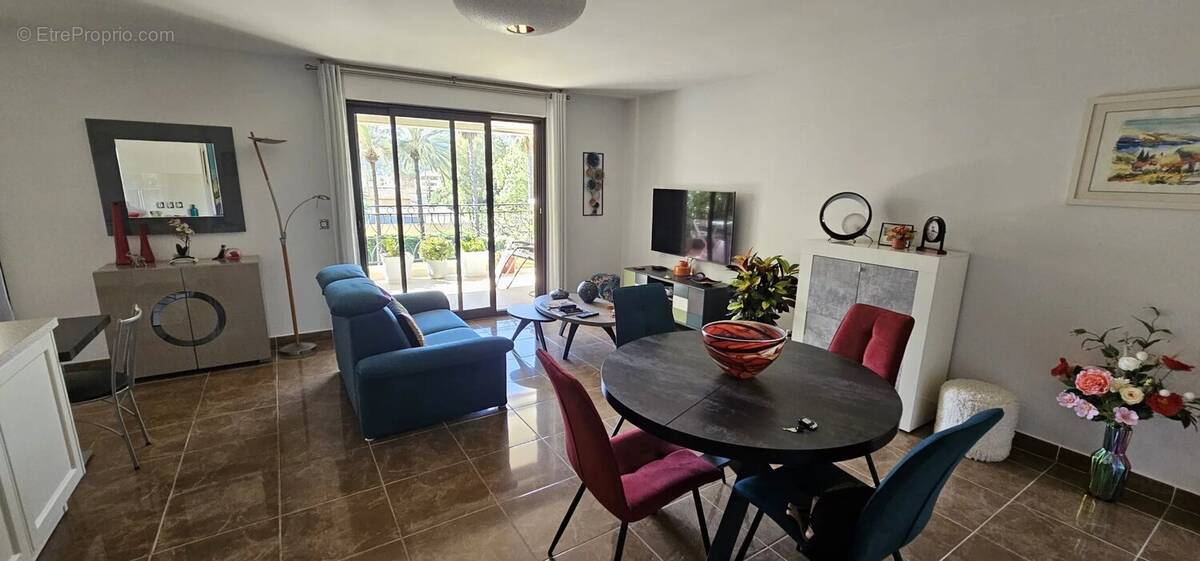 Appartement à HYERES