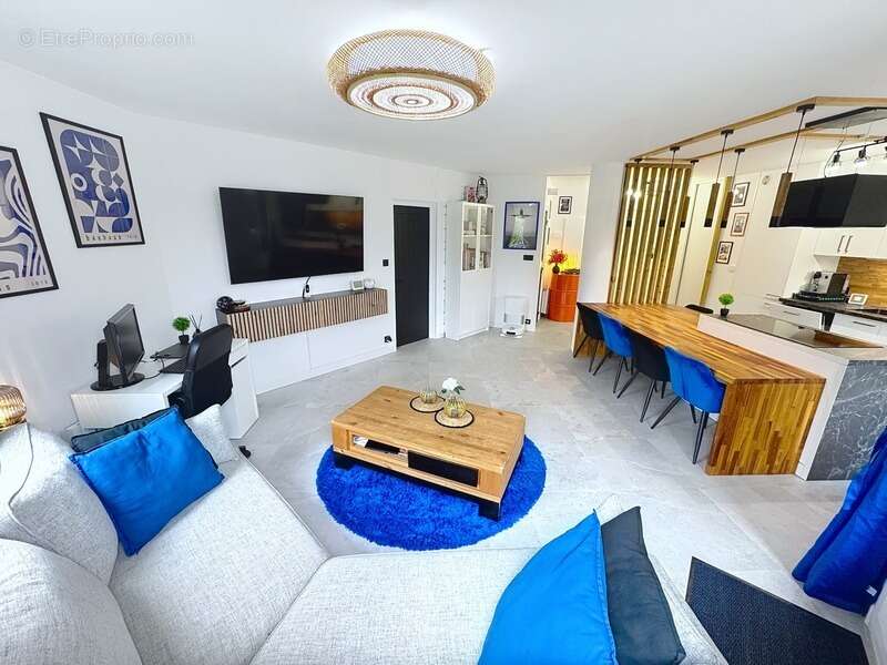 Appartement à VETRAZ-MONTHOUX