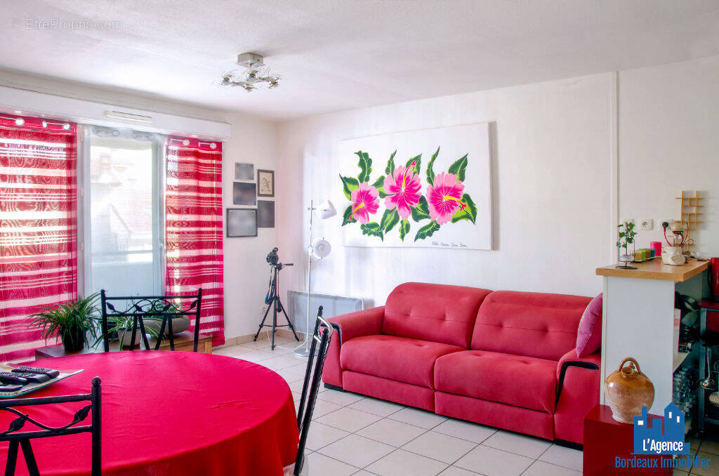 Appartement à BORDEAUX