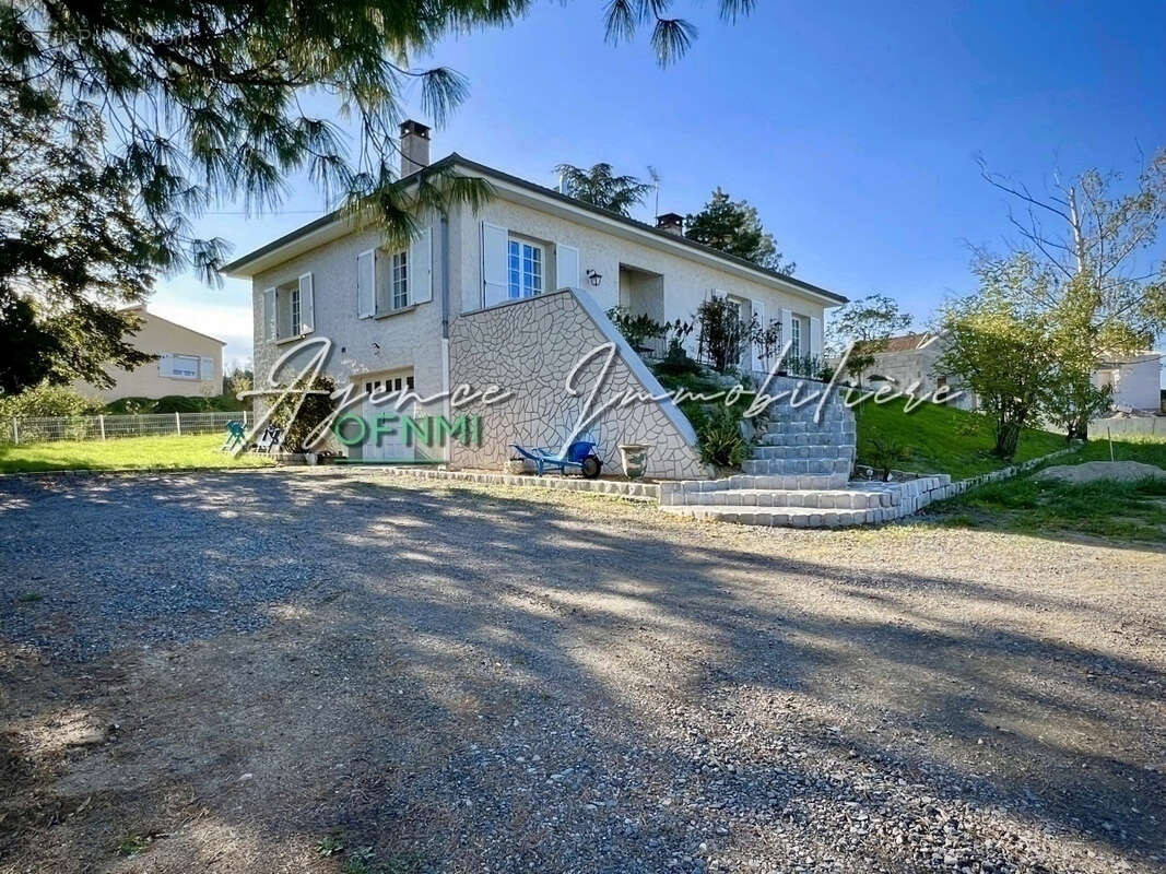 Maison à MONTBRISON