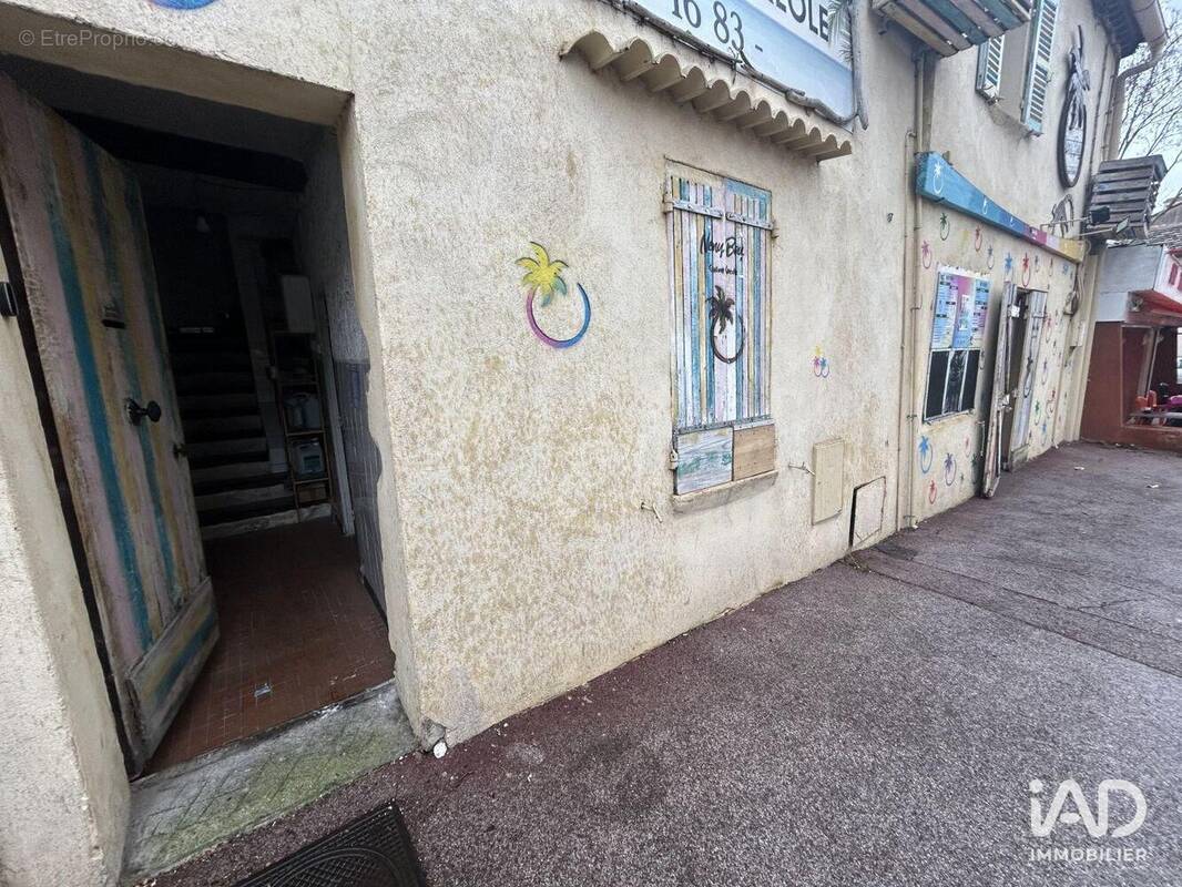 Photo 1 - Commerce à TOULON