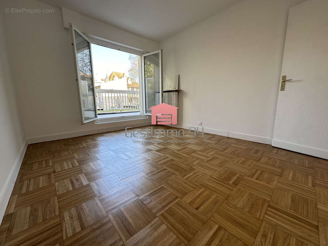 Appartement 67 m² à Fontenay-Sous-Bois  - photo 3