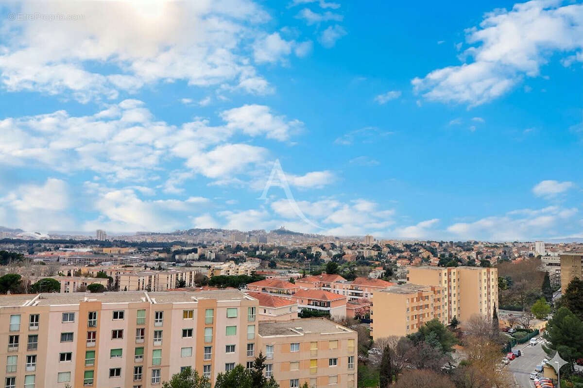 Appartement à MARSEILLE-12E