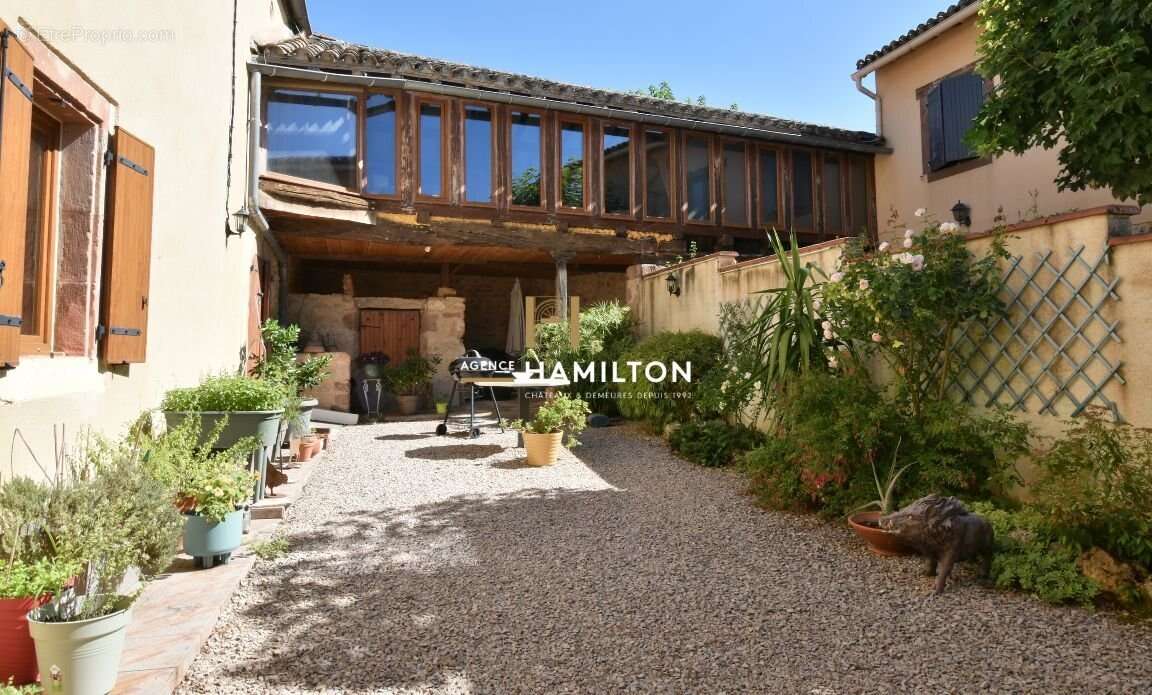 Maison à TONNAC