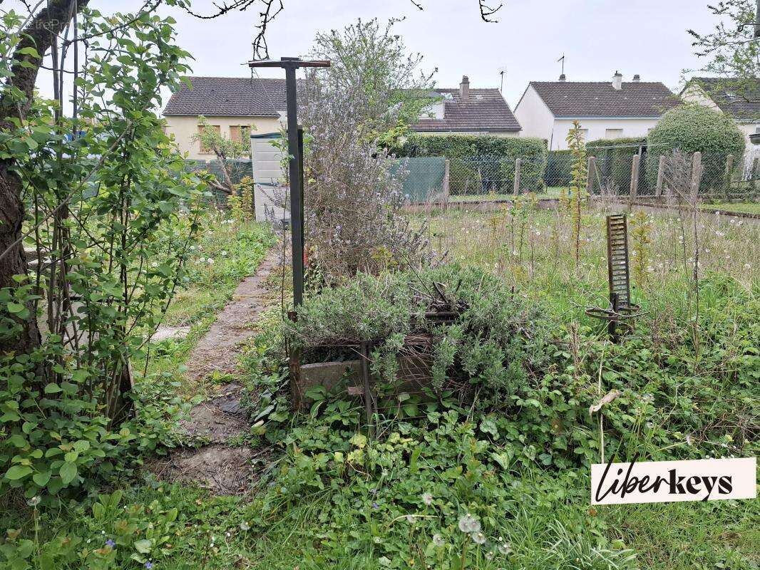 Maison à MAINVILLIERS