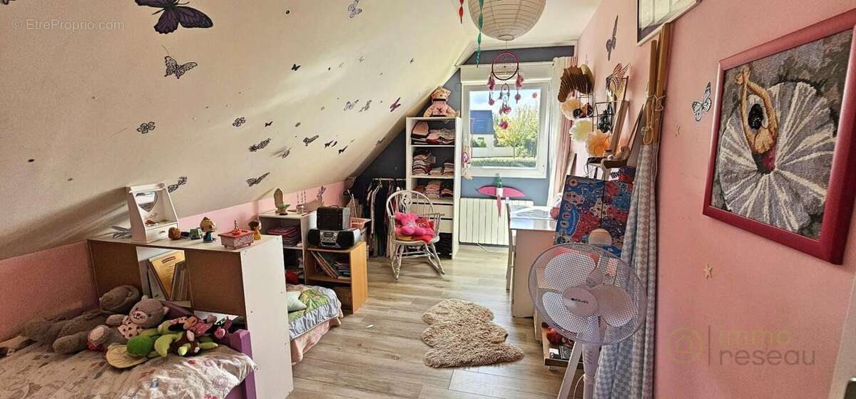 Maison 111 m² à Pierrepont-Sur-Avre  - photo 8