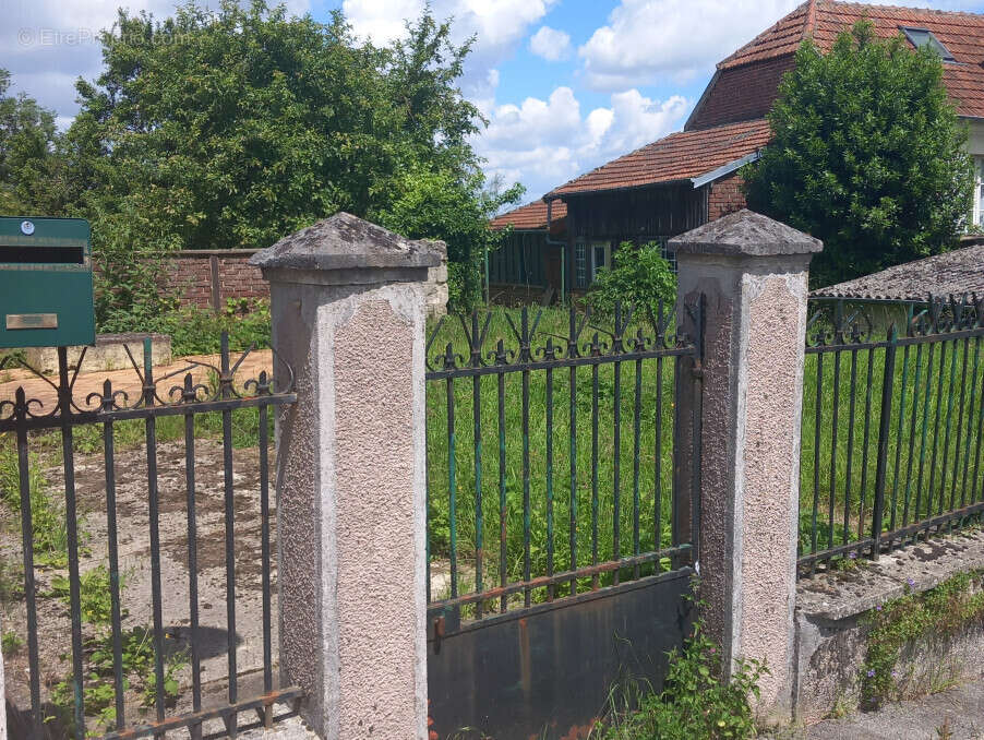 Maison à SAINT-GOBAIN