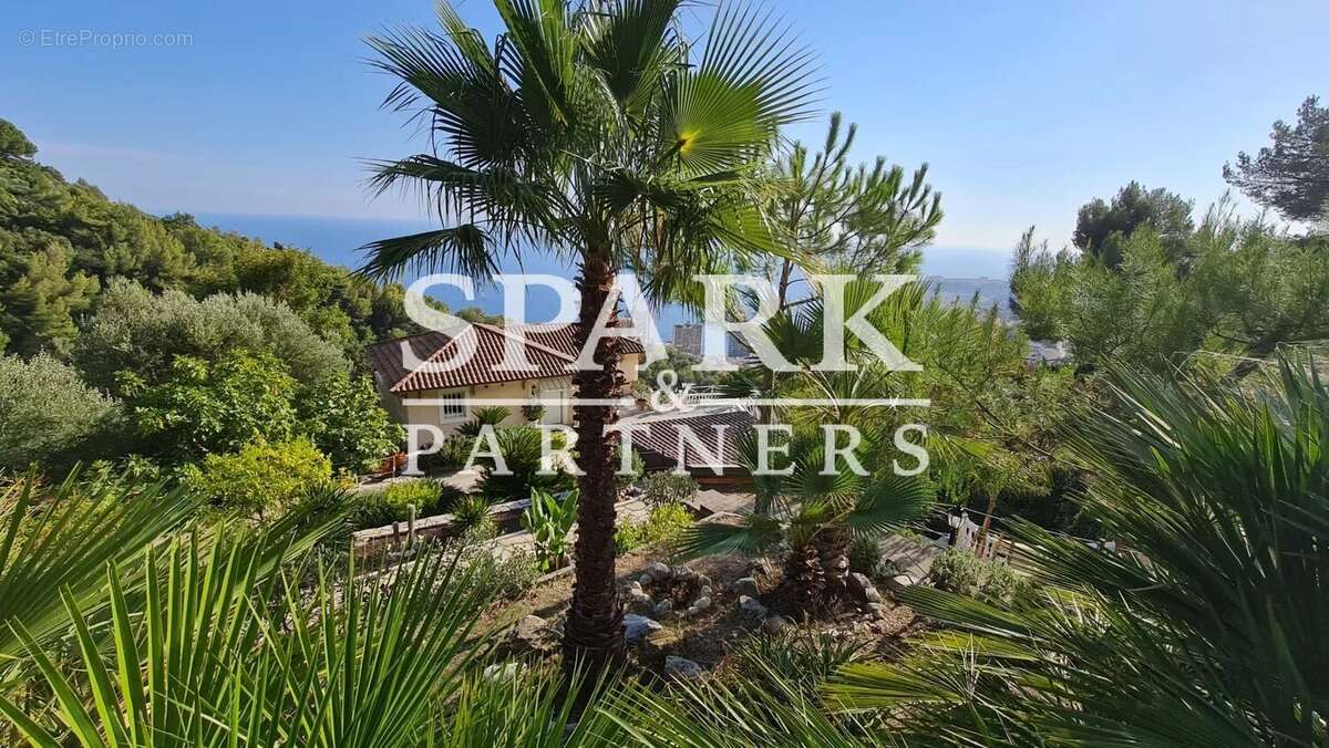 Maison à ROQUEBRUNE-CAP-MARTIN