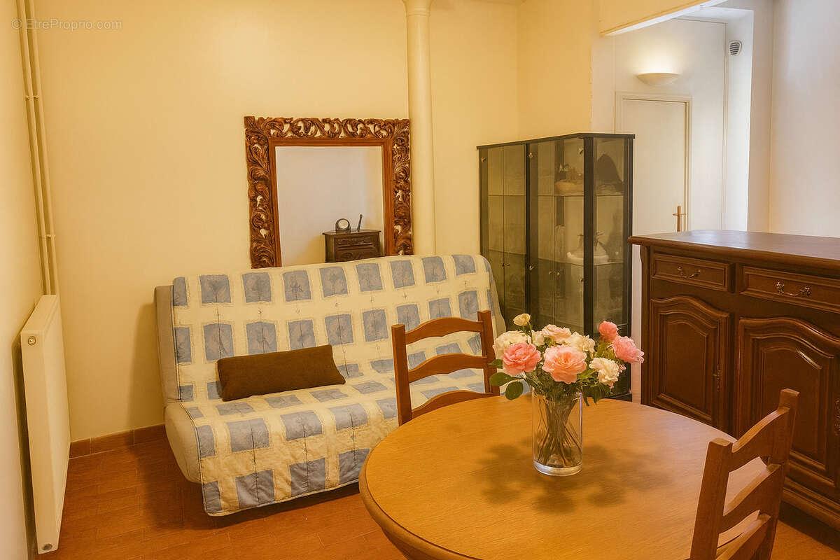 Boutique, logement, cave 65 m2, usage mixte commerce et habitation - photo 2