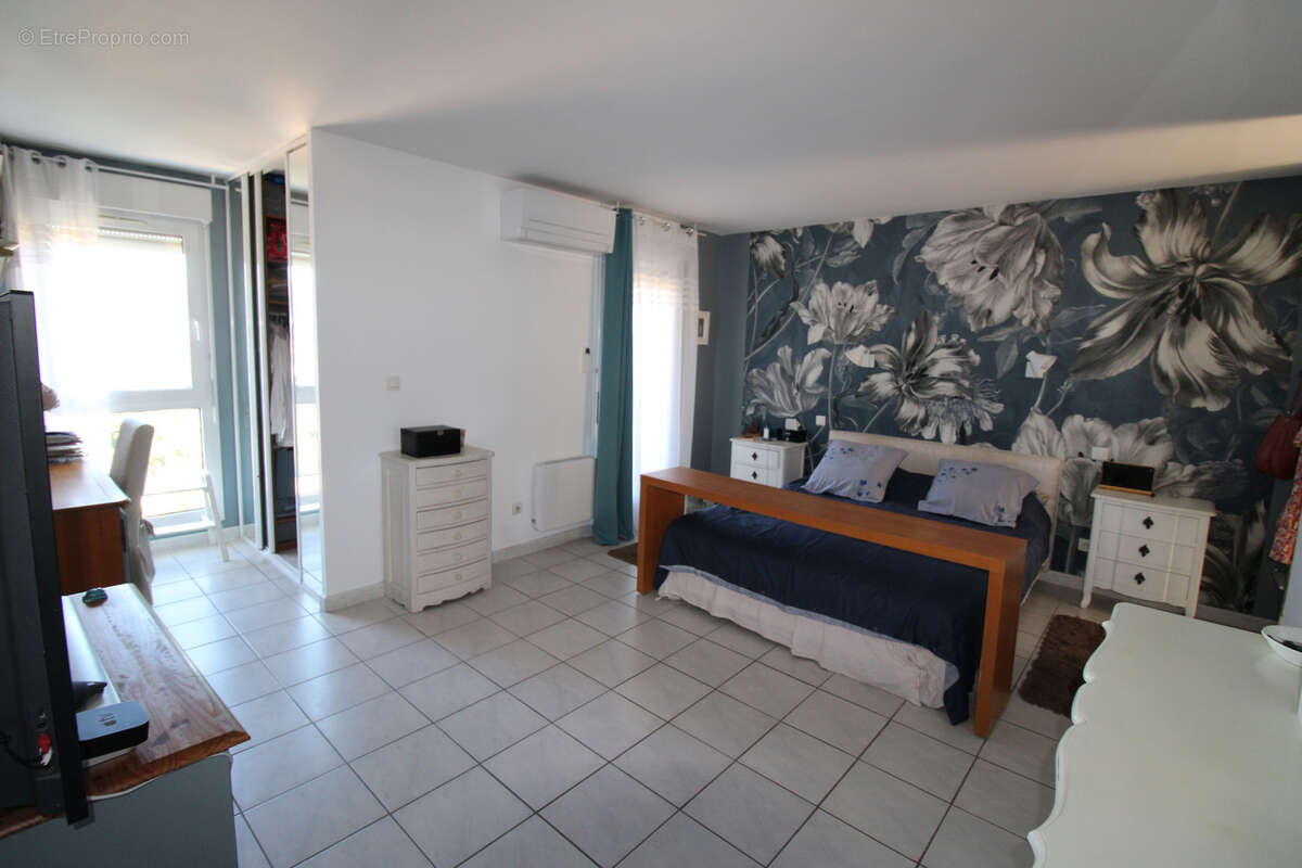 Appartement à HYERES