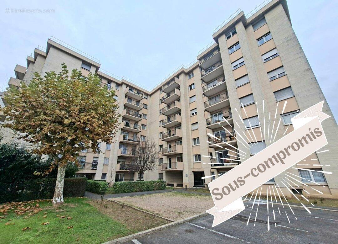 Appartement à LE BOURGET