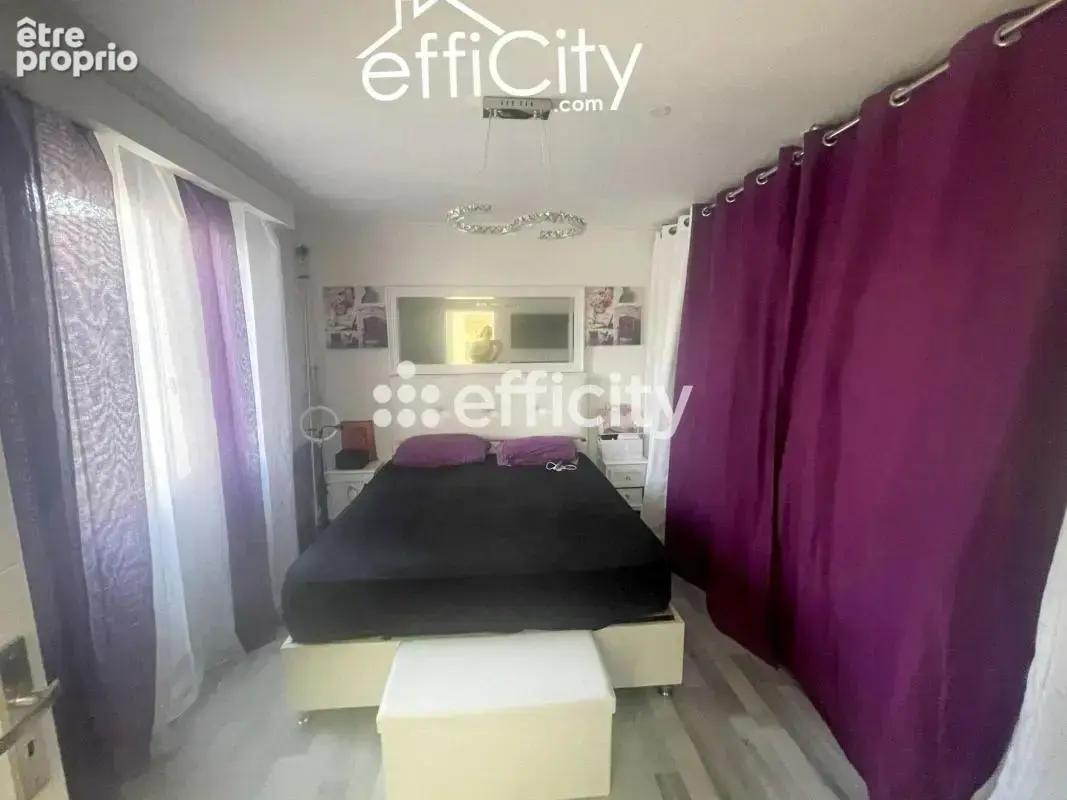 Maison 5 pièces 180 m² à vendre à Vaulx-En-Velin (69120) - photo 12