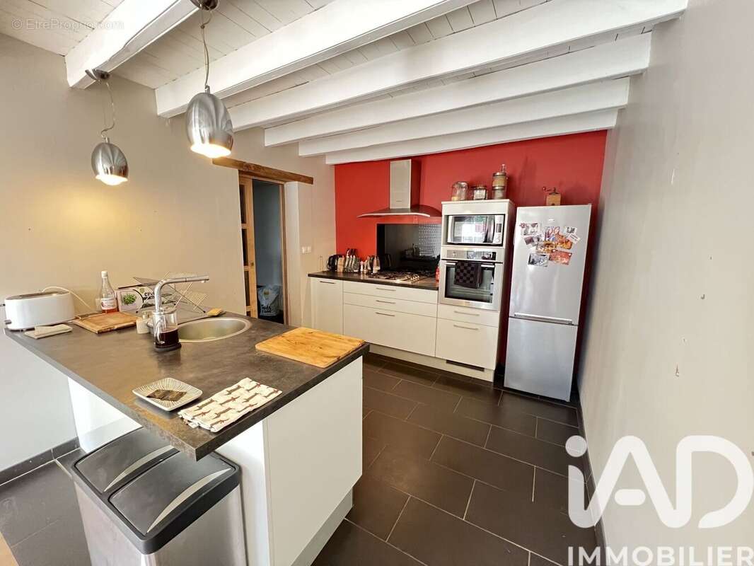 Photo 3 - Maison à ROCHES-PREMARIE-ANDILLE