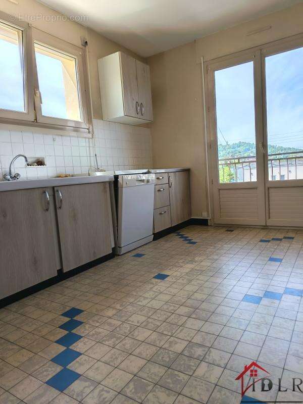 Appartement à NAVENNE