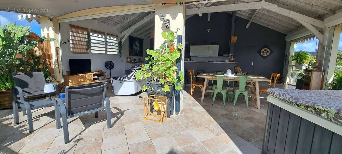 Appartement à LES TROIS-ILETS