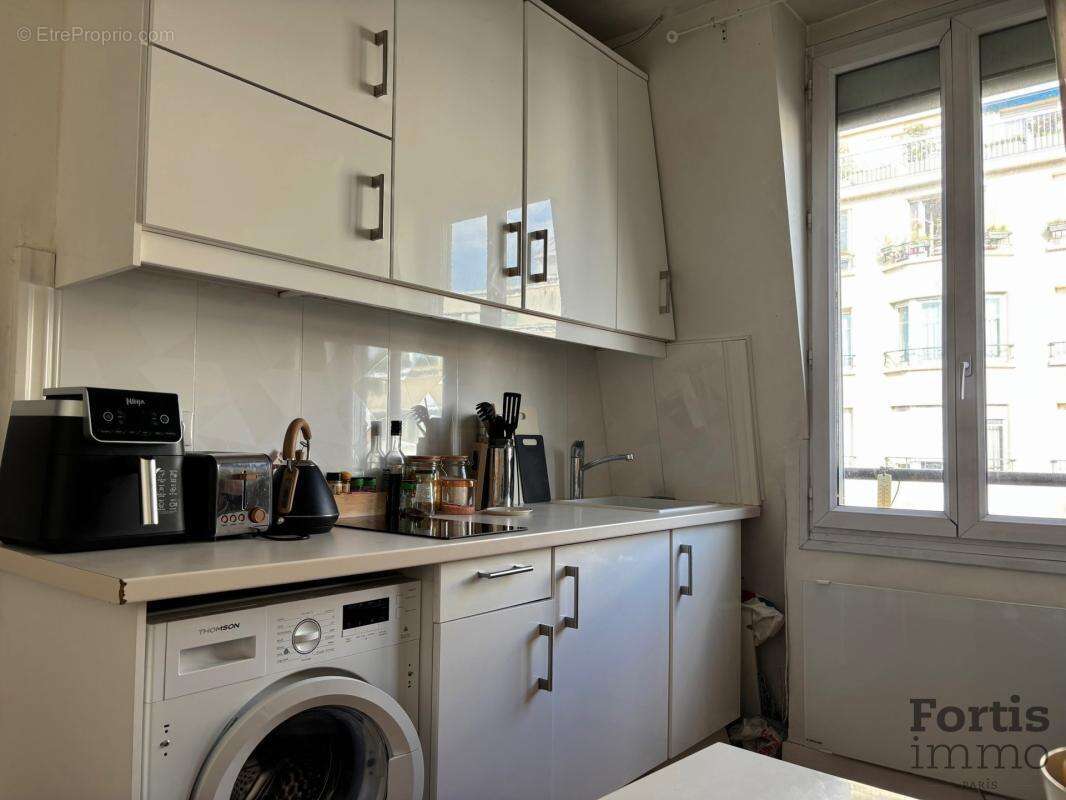 PARIS 12 Michel Bizot  Dernier étage avec ascenseur ? 2 pièces lumineux ? Cave ? Idéal premier achat ou investissement - photo 9