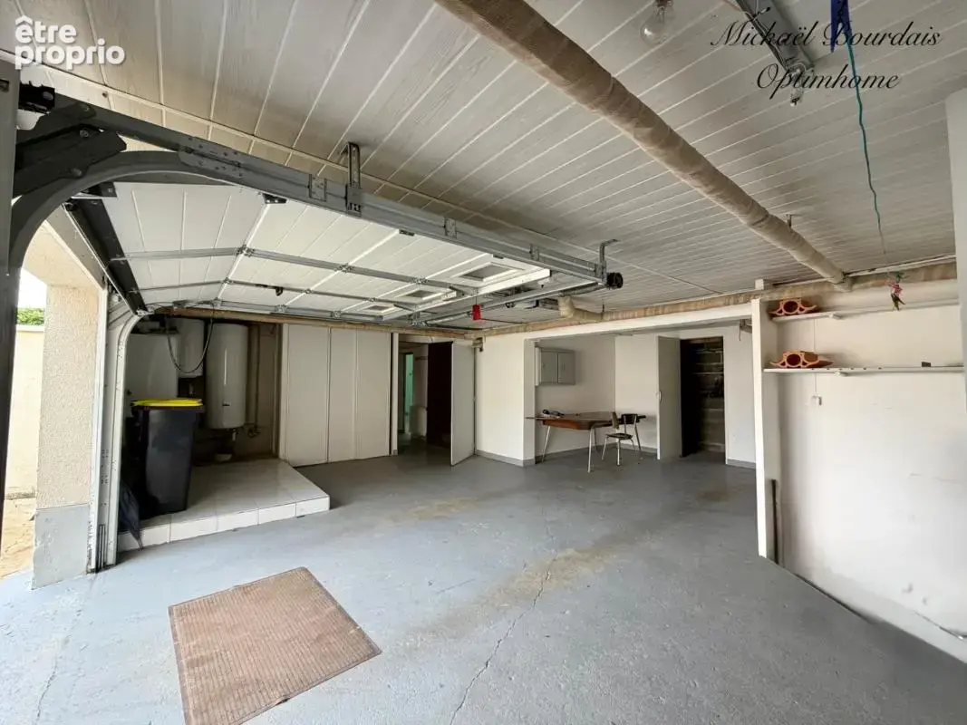 Maison familiale + dépendances – 230 m² – piscine – fort potentiel - photo 16