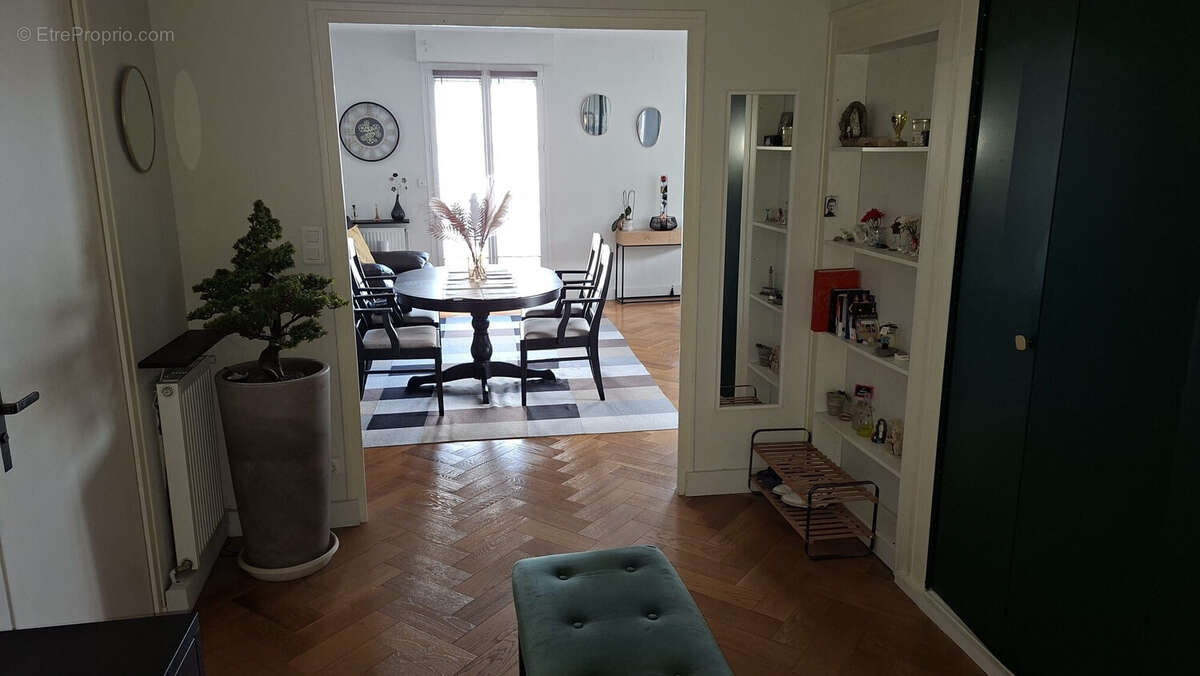 Appartement à SURGERES