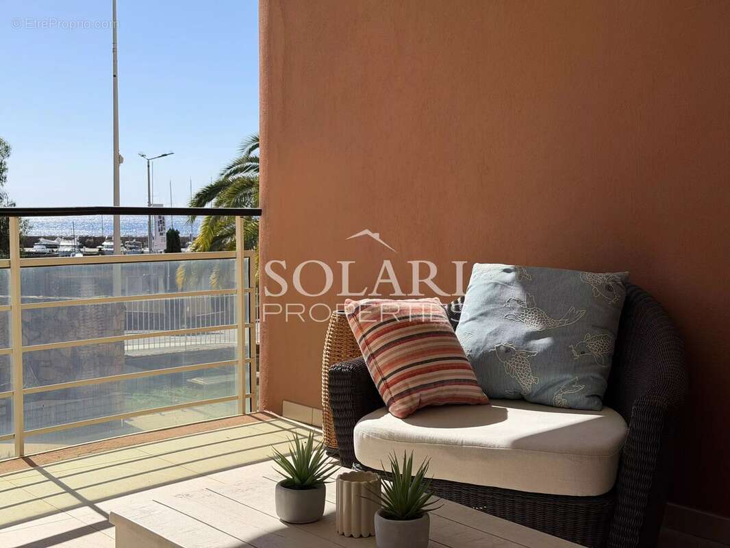 Appartement à THEOULE-SUR-MER
