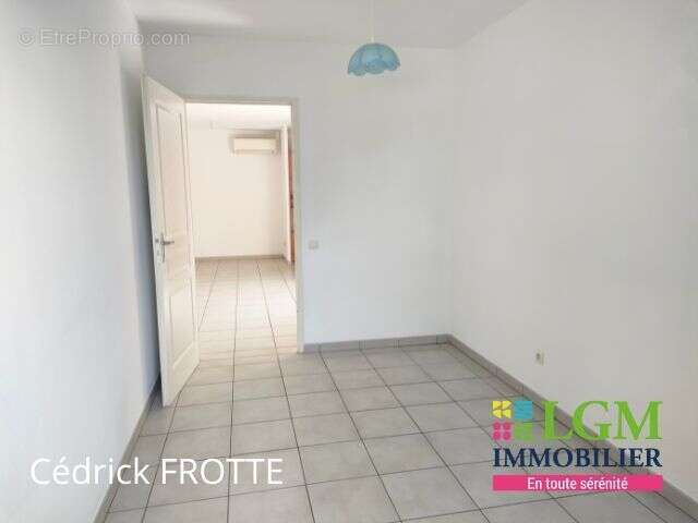 Maison à MONTELIMAR