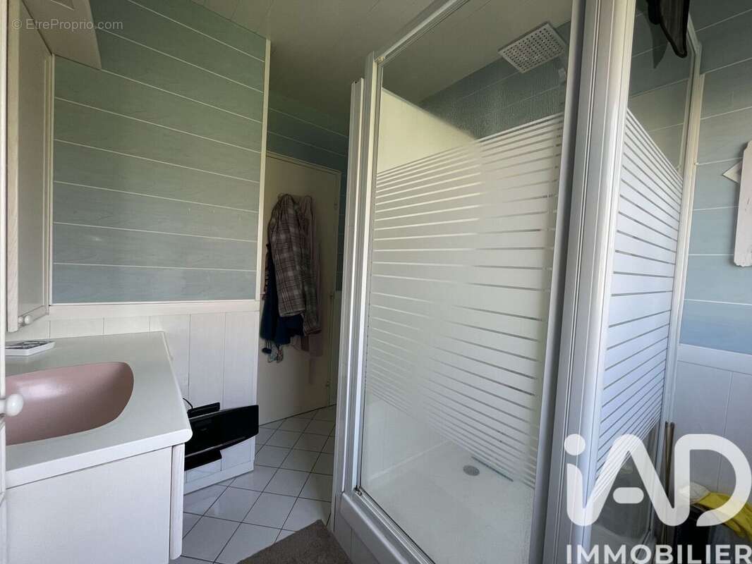 Photo 8 - Maison à PETIT-COURONNE