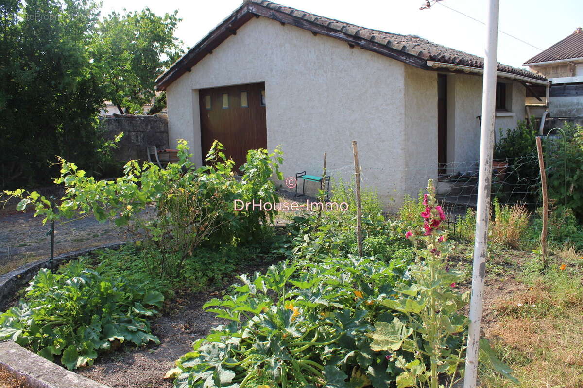 Maison 5 pièces 116 m² à vendre à Angouleme (16000) - photo 25