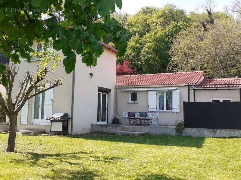 Maison à COUDES