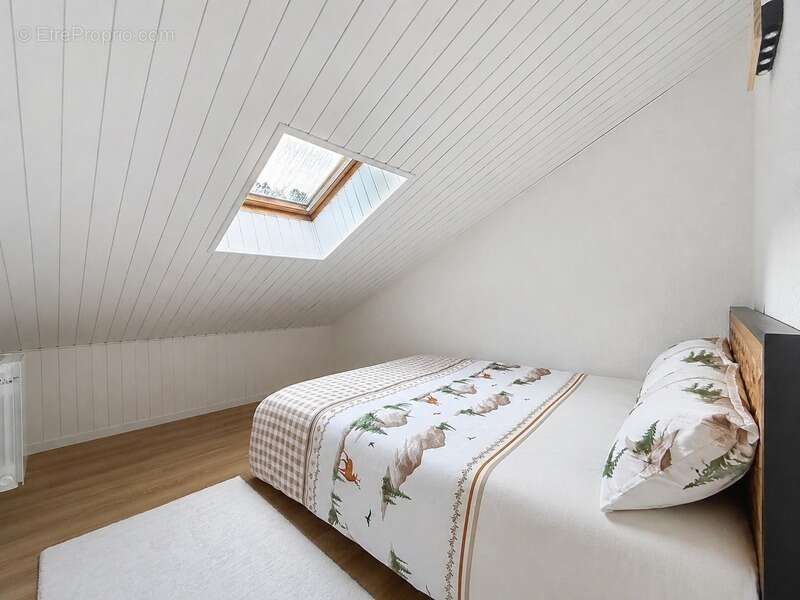 Appartement mansardé rénové à 50 m du télésiège - BELLEVAUX HIRMENTAZ (74) - photo 8