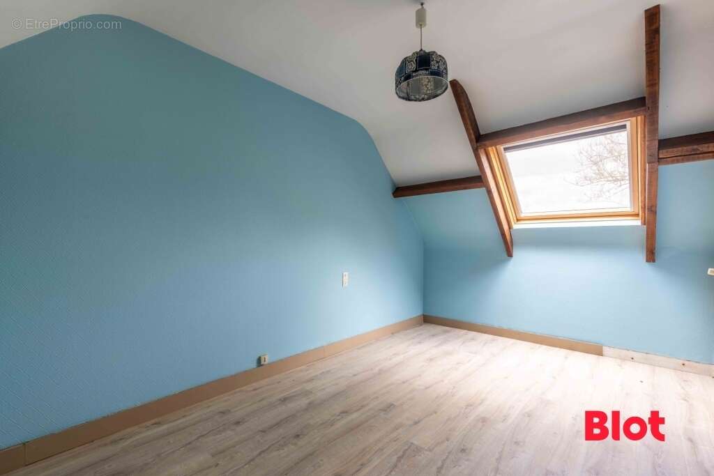 Maison à SAINT-MEDARD-SUR-ILLE