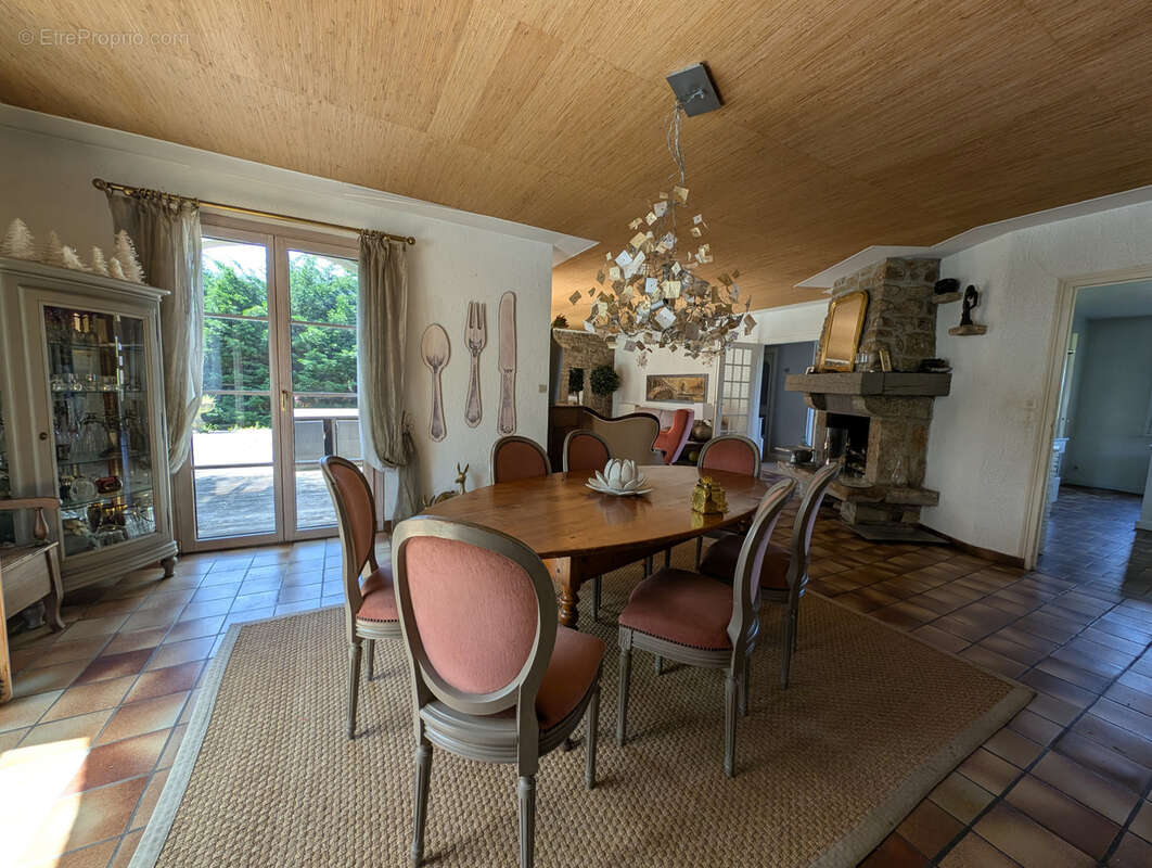 Maison à CLEGUER