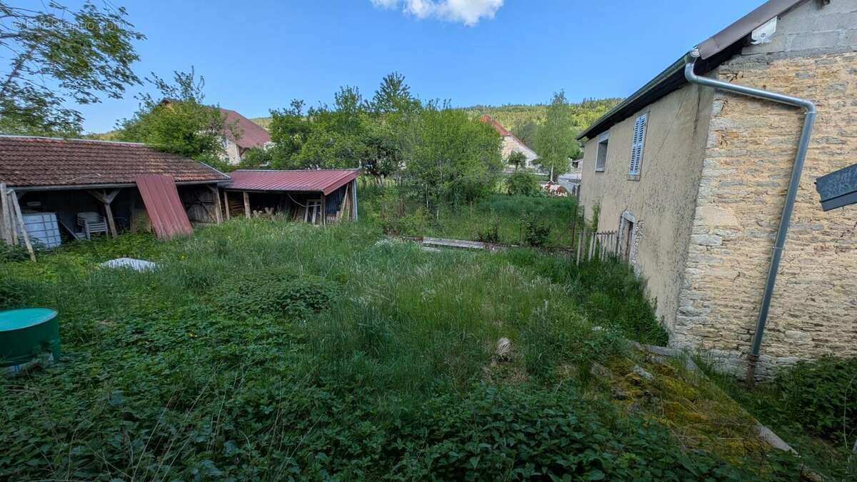 Maison à EVILLERS