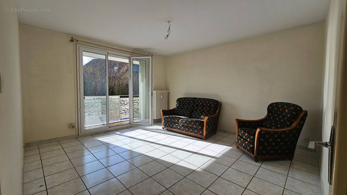 Appartement à DOUVAINE
