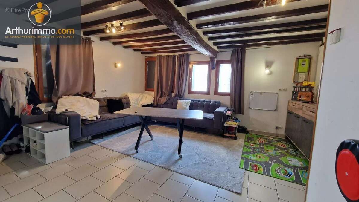 Maison à BRETEUIL