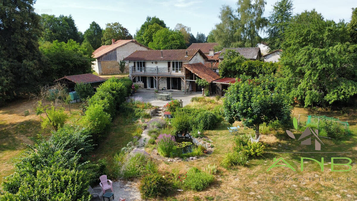 Maison à MAISONNAIS-SUR-TARDOIRE