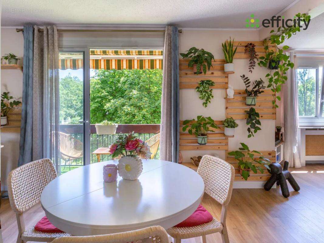 Appartement à BOURGOIN-JALLIEU