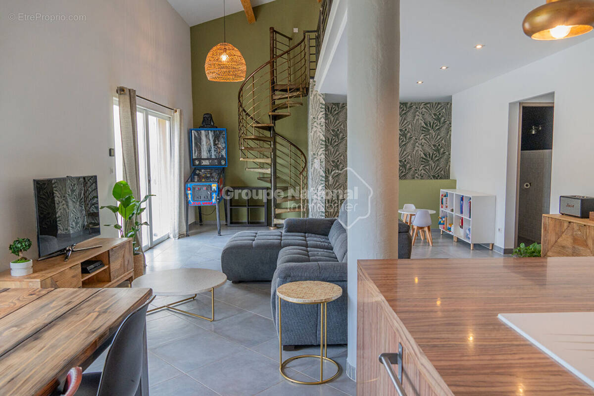 Maison à AIGUES-MORTES