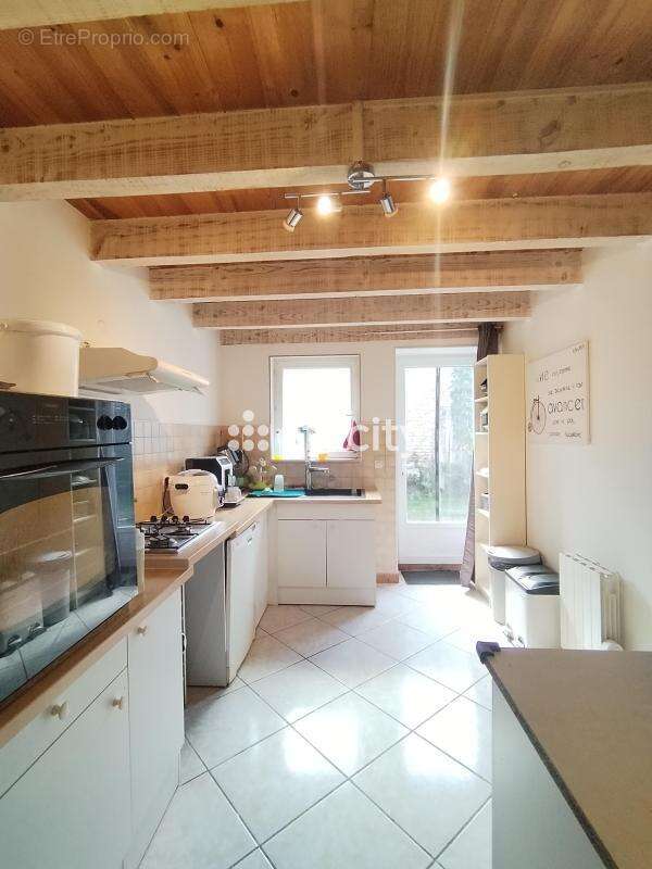 Maison 127 m² à Saint-Georges-De-Rex  - photo 3