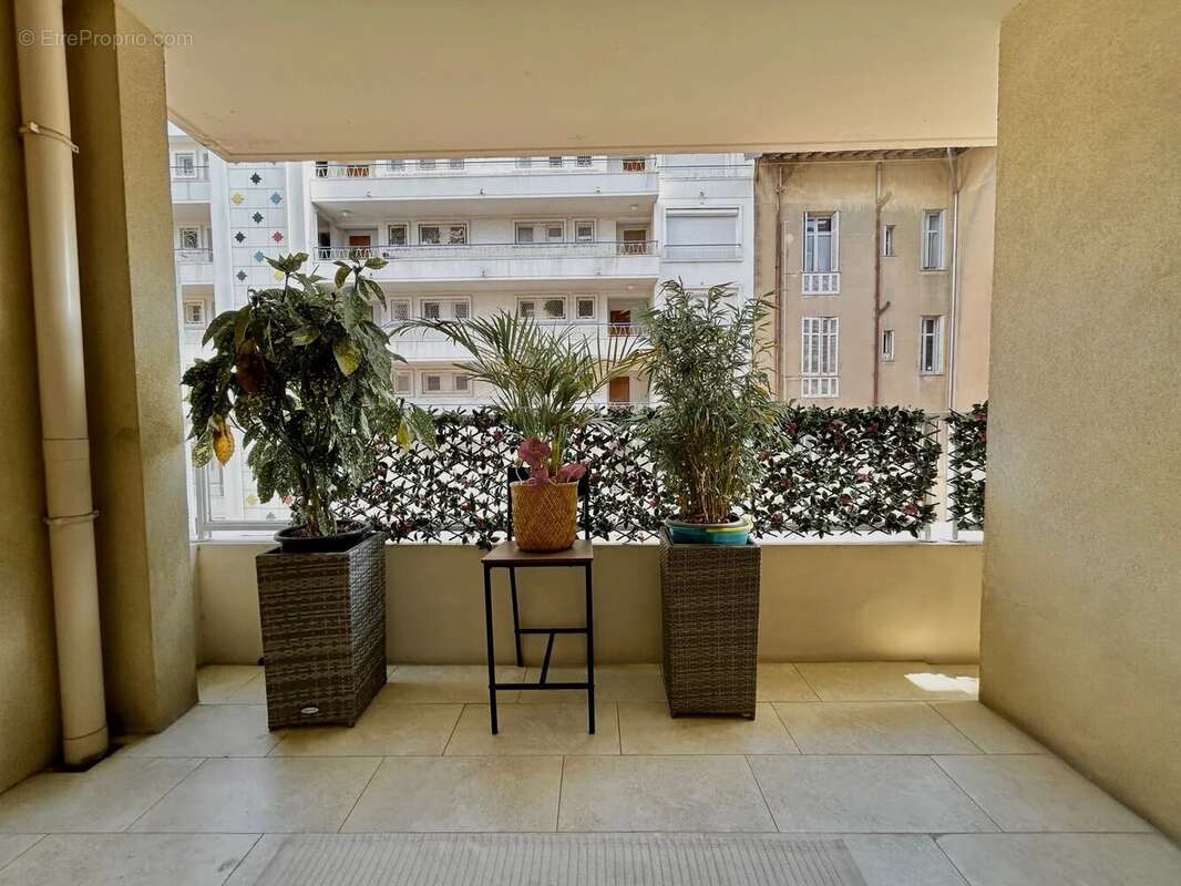 Cannes centre – 4 pièces – grand garage - photo 20
