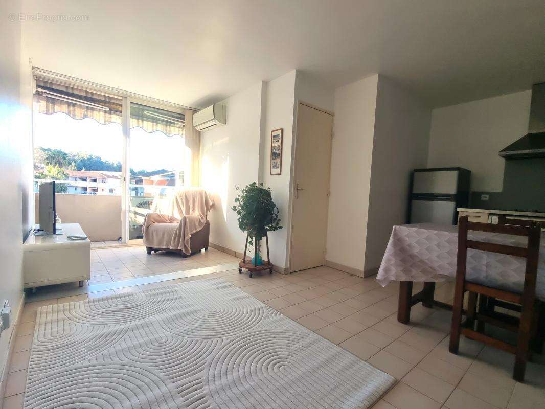 Appartement à CAGNES-SUR-MER