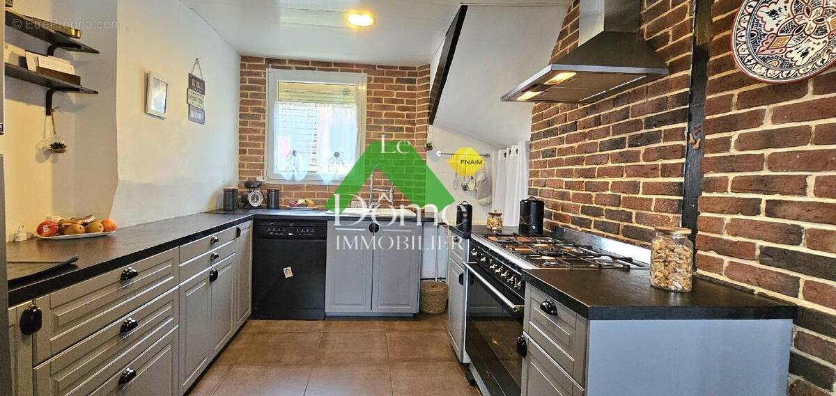 Maison à VALDAMPIERRE