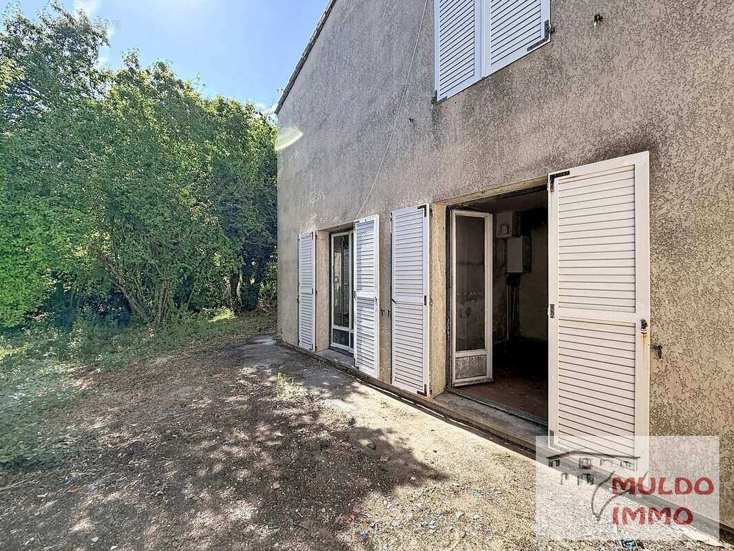 Maison à COMMUNAY
